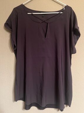 Women's Express Charcoal Gray Short Sleeve Crisscross Keyhole Blouse